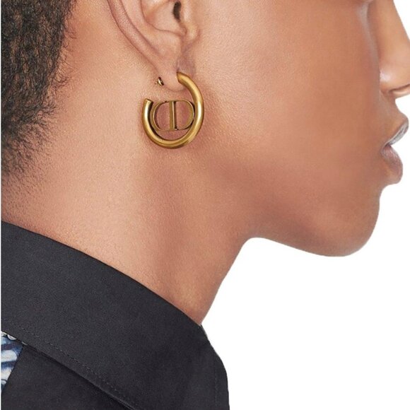 Dior Authentic 30 Montaigne Earrings Gold - Picture 6 of 7